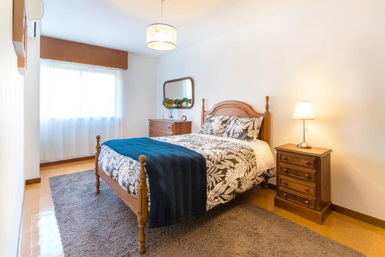 Cozy 3 Room Apartment In Penafiel Centre 외부 사진
